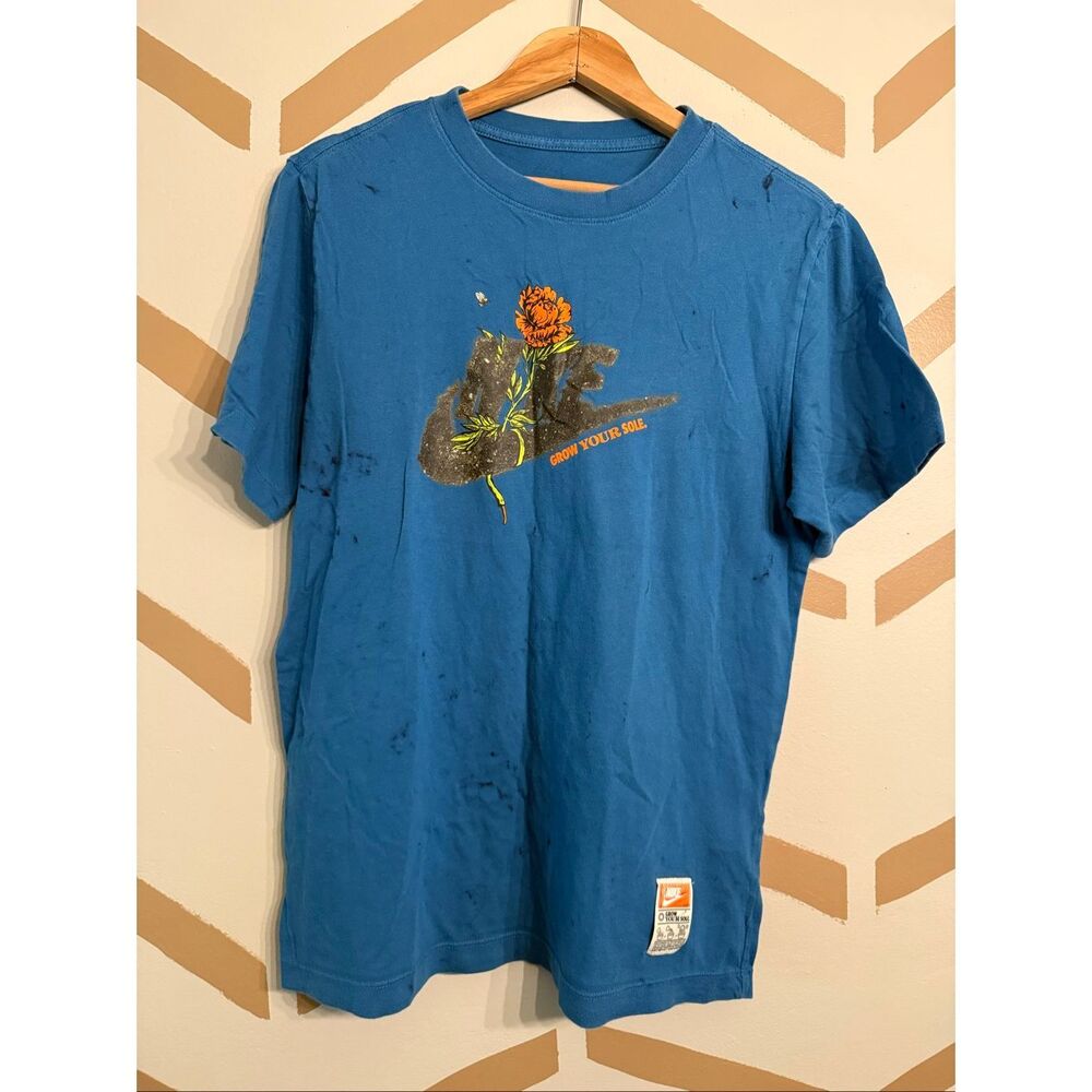 Nike Sportswear Blue Grow Your Sole Graphic Crew Neck Short Sleeve T-Shirt Small